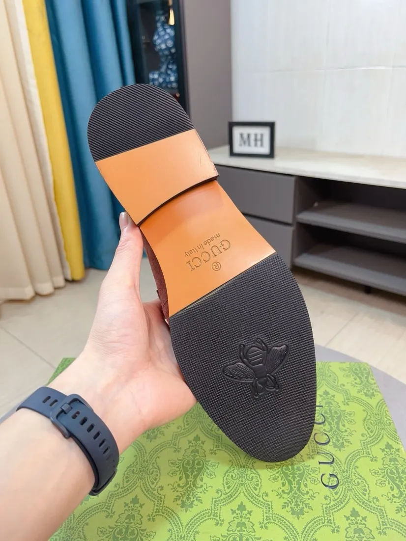 Men's Men's Shoes 💰520🌹🌹【GUCCI】The most popular classic Gucci leather shoes. Synchronized with the official website, the upper is made of Italian first-layer cowhide ➕cowhide lining, with unique brand and unique craftsmanship. Highlighting the hot style of the new year. Stop hesitating, stop wandering, get it now. Number: 38--44